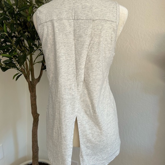 TALIAH TANK - NWT - Picture 8 of 8